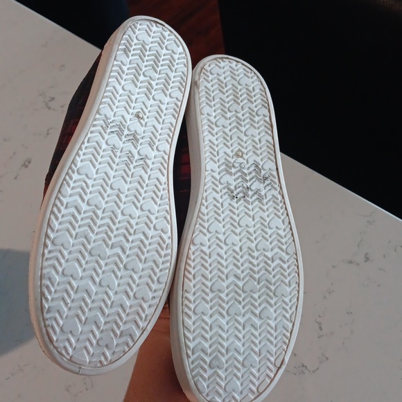 Jellypop slides with plaid pattern, size 5-6 - Picture 2 of 2